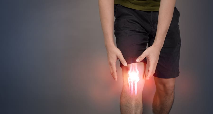 In sintesi, Arthrostrap è una banda di supporto per il ginocchio che aiuta a rafforzare le articolazioni, eliminare il dolore e l’infiammazione. È particolarmente utile per coloro che soffrono di malattie articolari e problemi di mobilità quotidiana. Graz